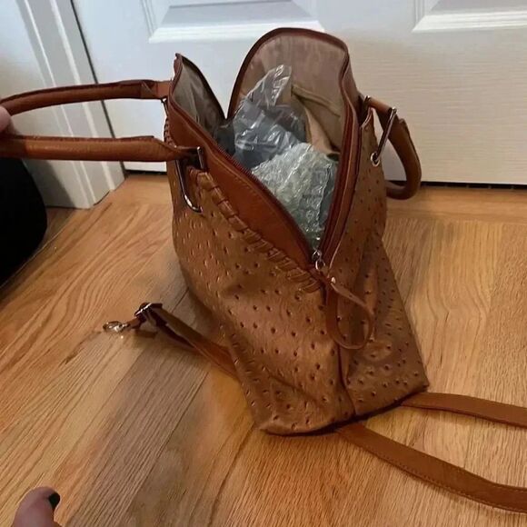 Brown Versona cross body option bag - Picture 2 of 7